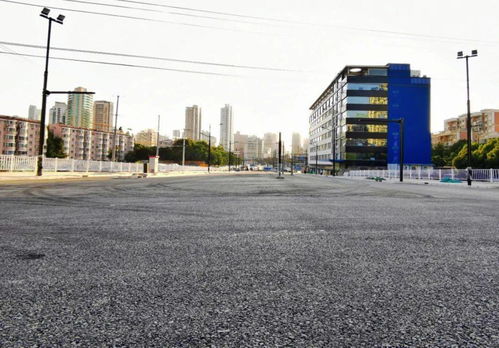昌平路桥建设又进一步 顺利完成河西岸沥青下面层施工