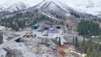 G219线昭苏至温宿公路项目建设加速推进